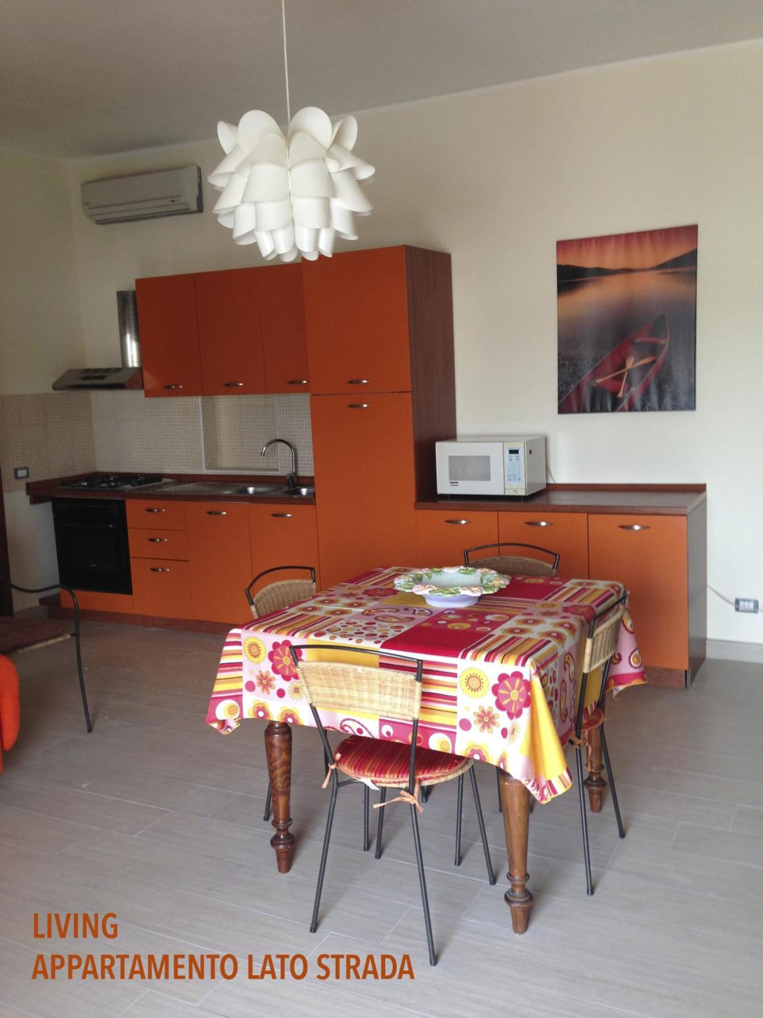 Casa Vacanze l'Approdo - FRONTE MARE e LATO STRADA Porto Cesareo Exterior foto